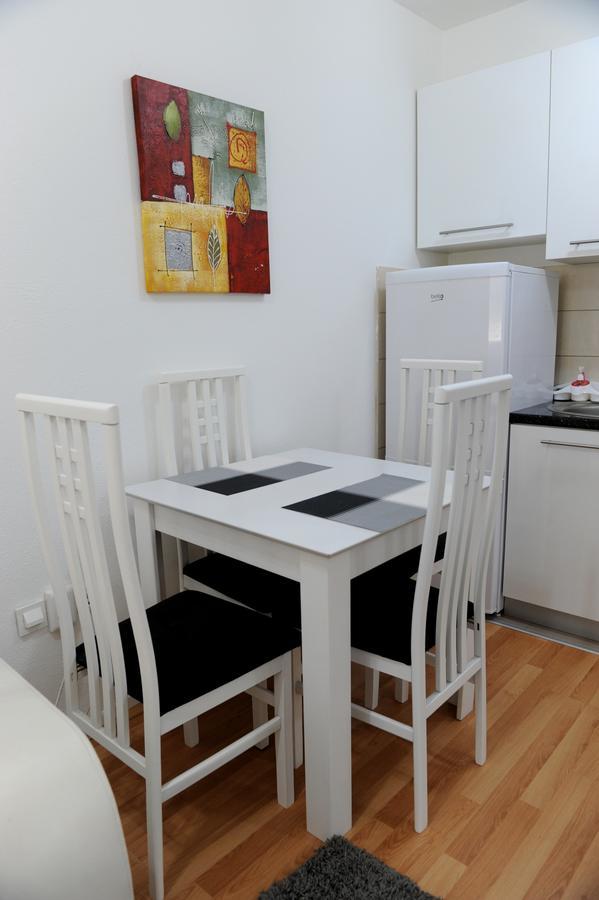 Central Deluxe Apartments Охрид Екстериор снимка